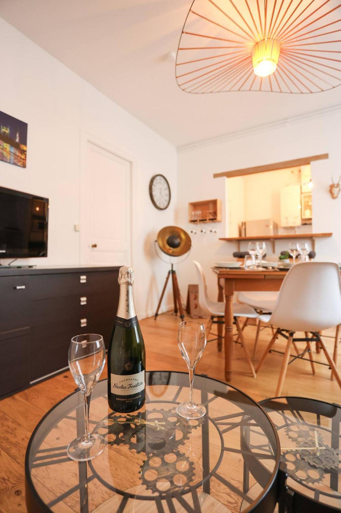 50 Nuances Remoises Appartement Reims Buitenkant foto